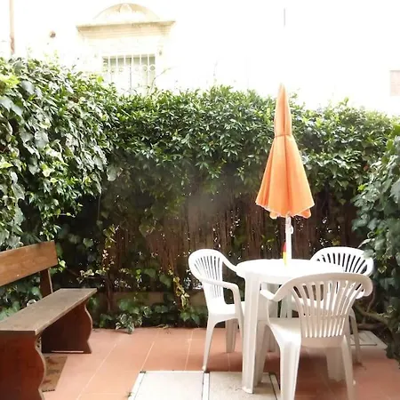 Studio-apartment With Small Garden * Lido di Venezia
