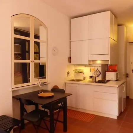 Studio-apartment With Small Garden Apartment *