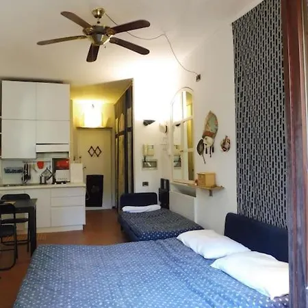 Appartement Studio-apartment With Small Garden *