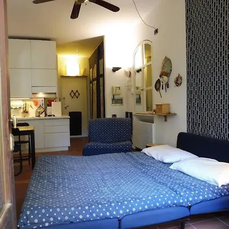 Studio-apartment With Small Garden Appartement
